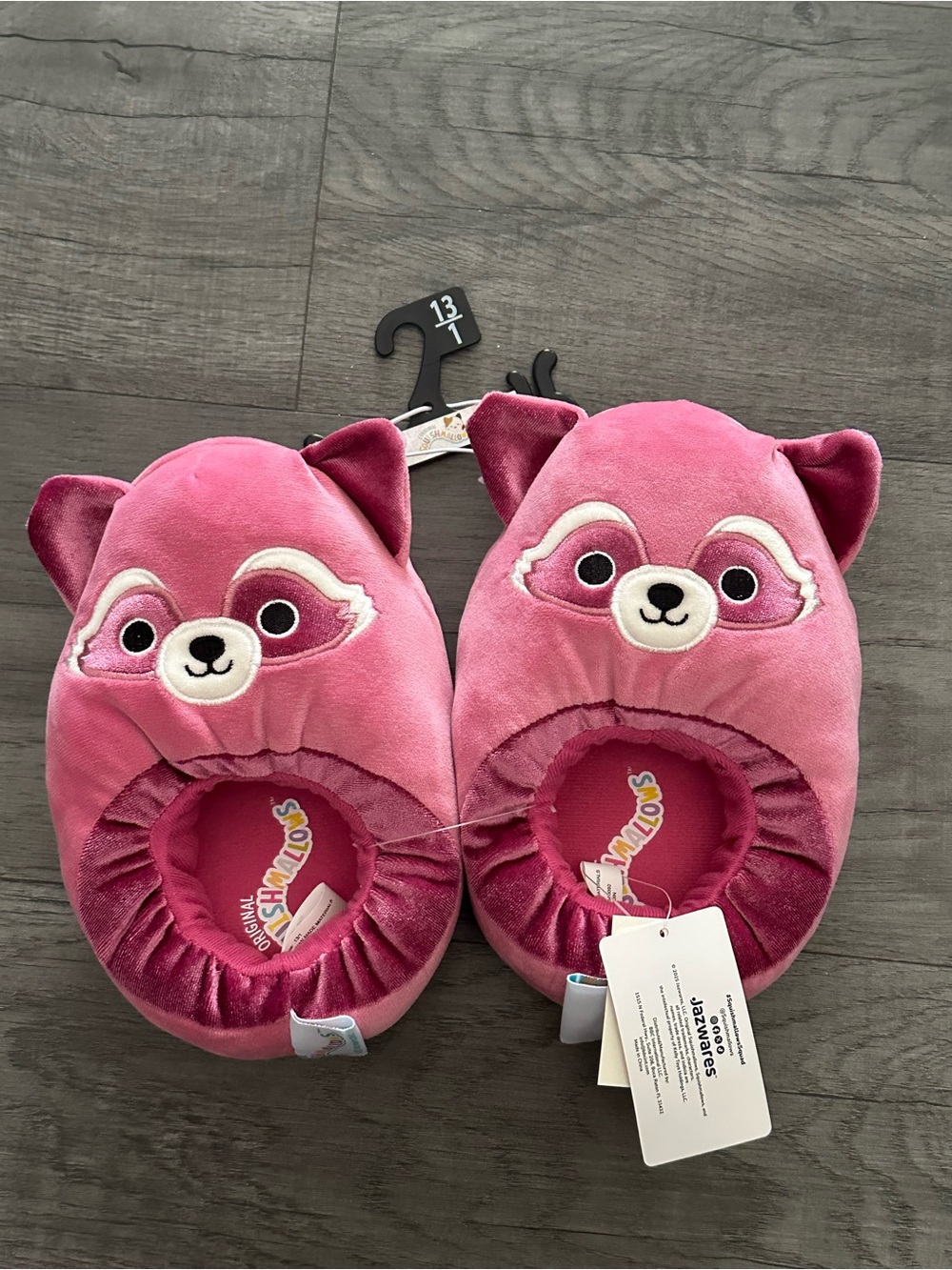 Girls Squishmallows pink rozy raccoon slippers size 13/1 M